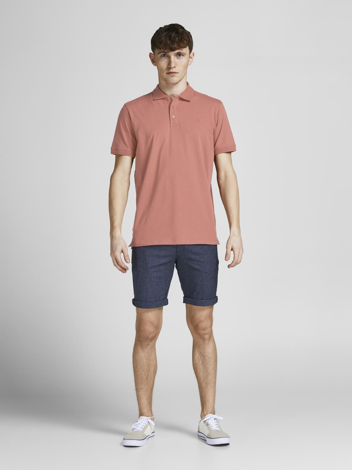 model_shot-front_full