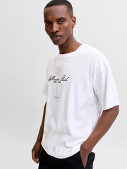 model_shot-creative
