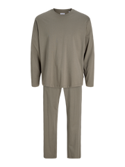 pack_shot-front