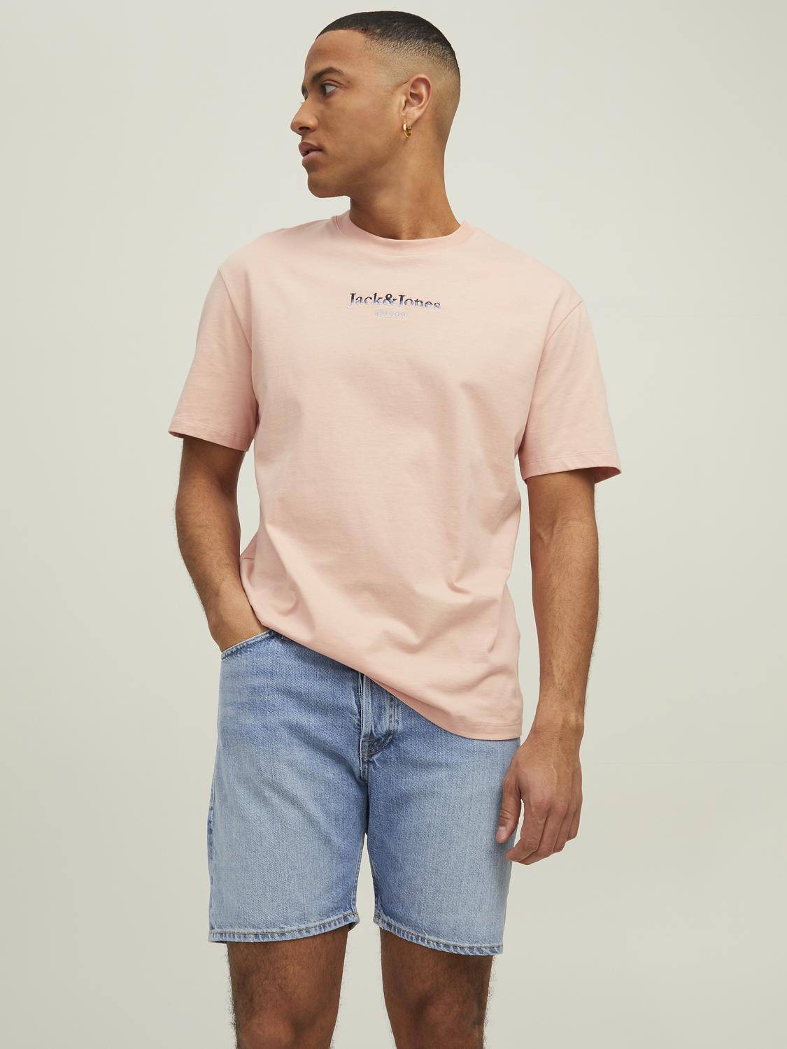 model_shot-front