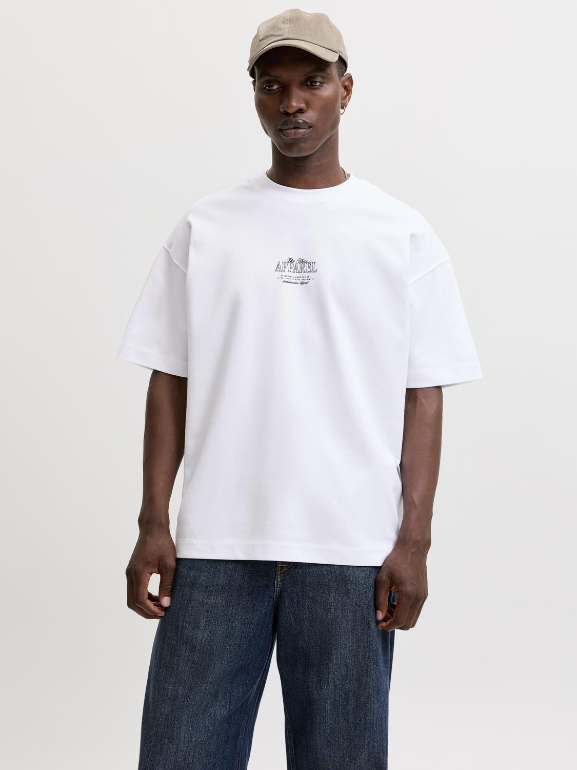 model_shot-front