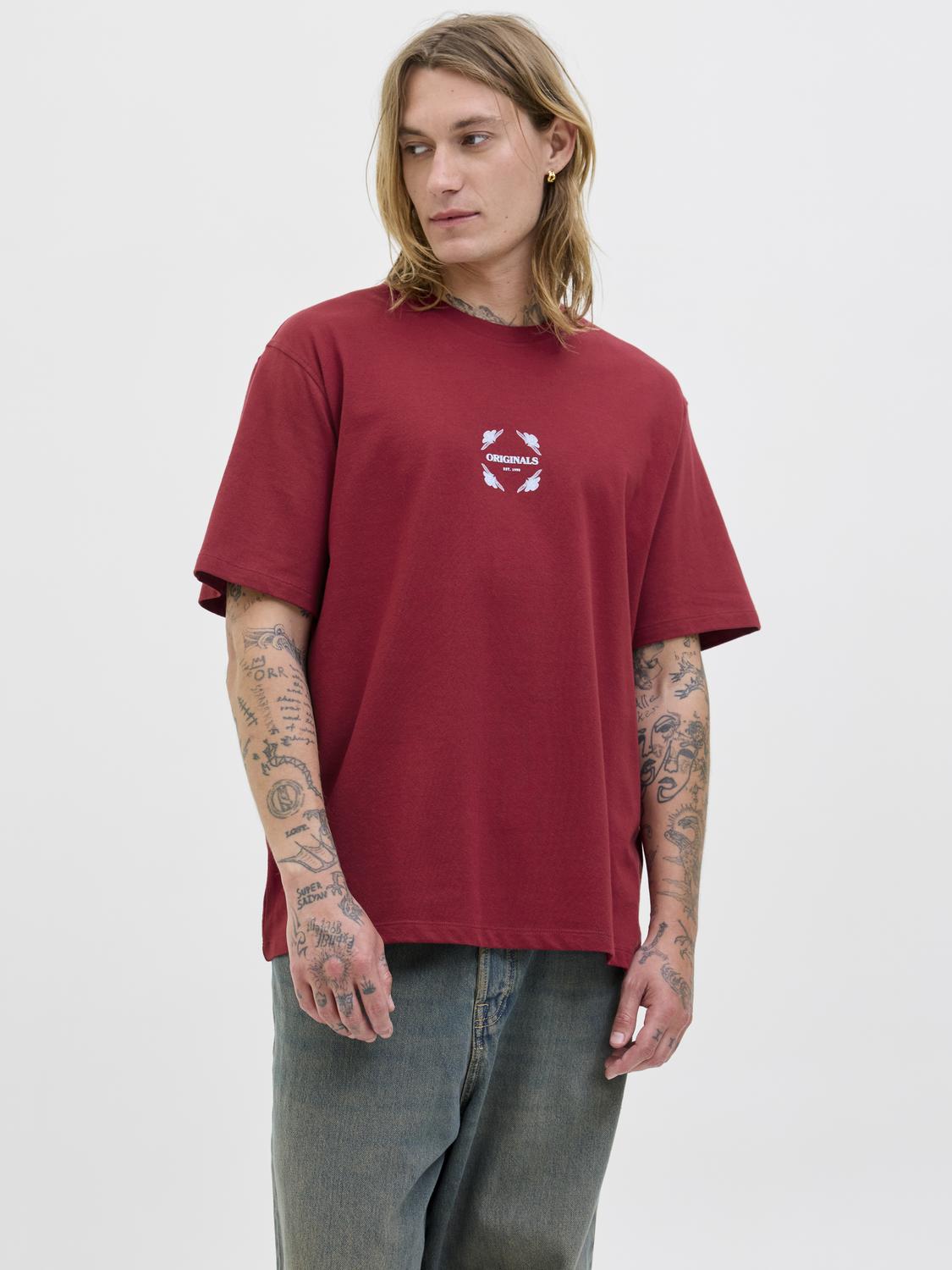 model_shot-front