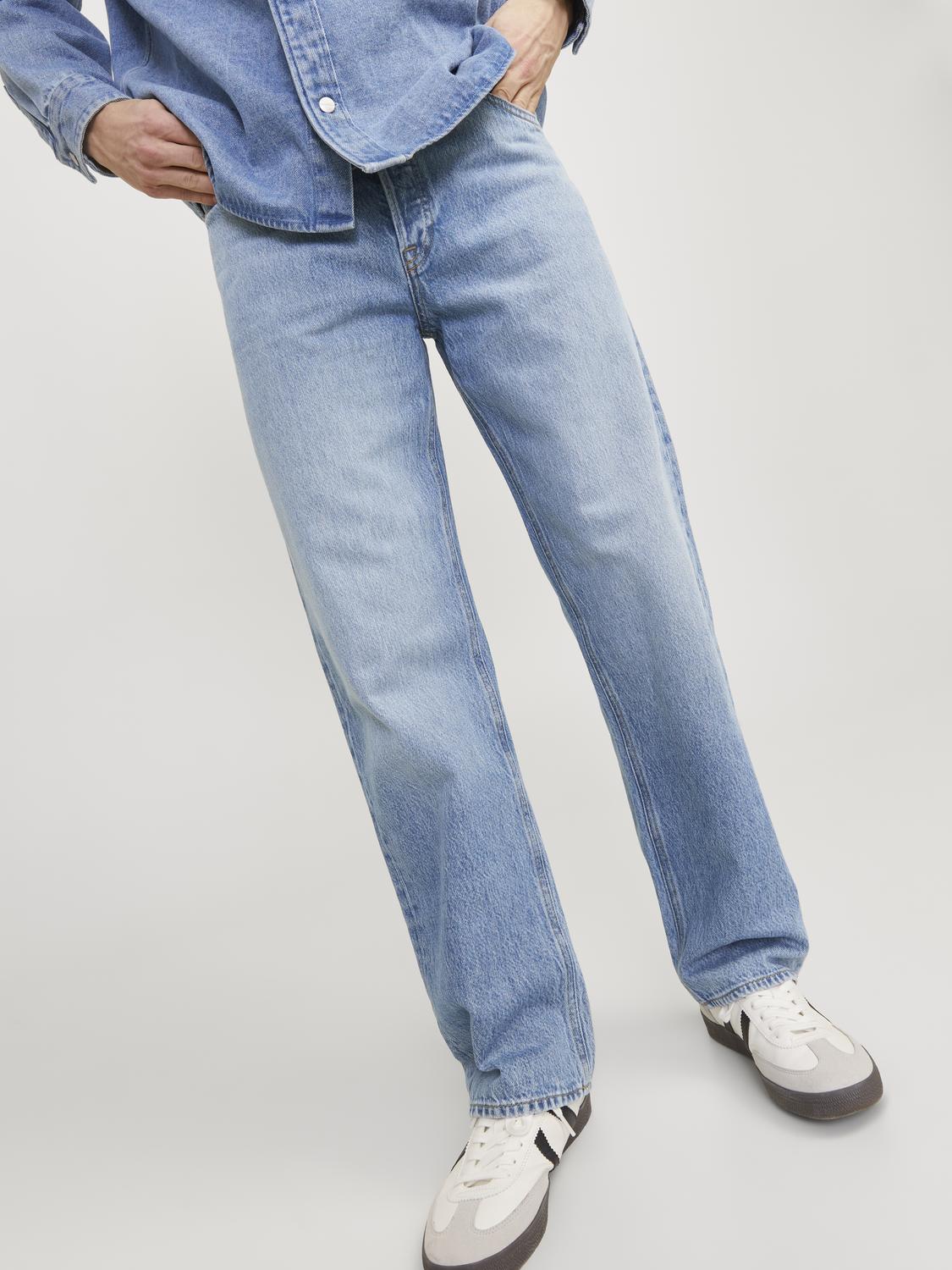 تصميم بنطلون جينز جيدي الأزرق مع خصر مرتفع وساق واسعة لراحة طوال اليوم