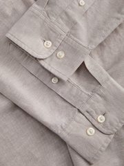 model_shot-detail