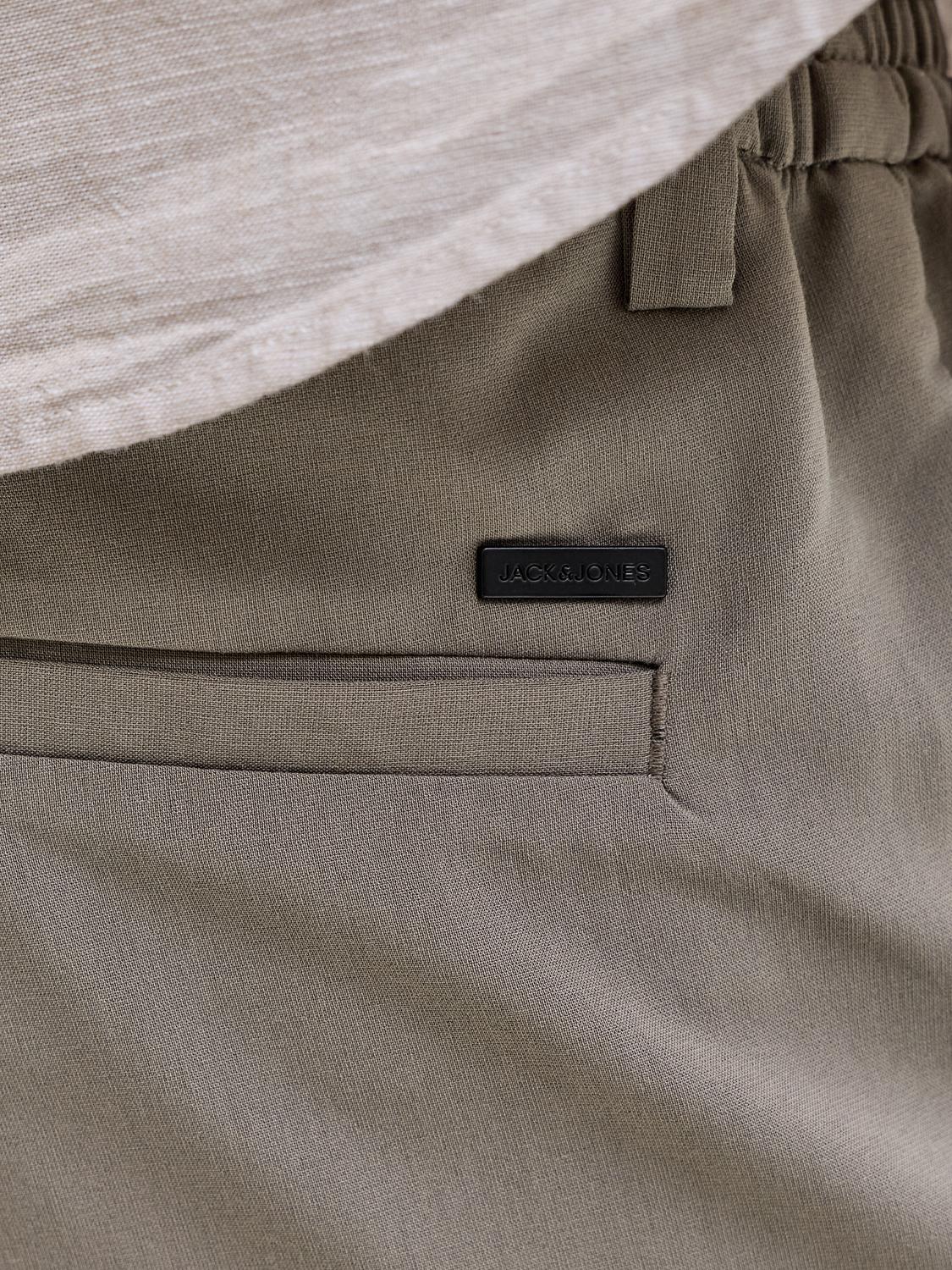 model_shot-detail