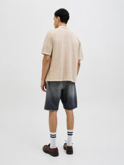 model_shot-back