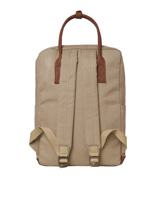pack_shot-back