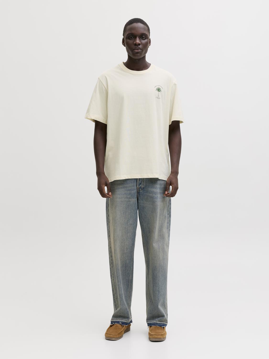 model_shot-front_full