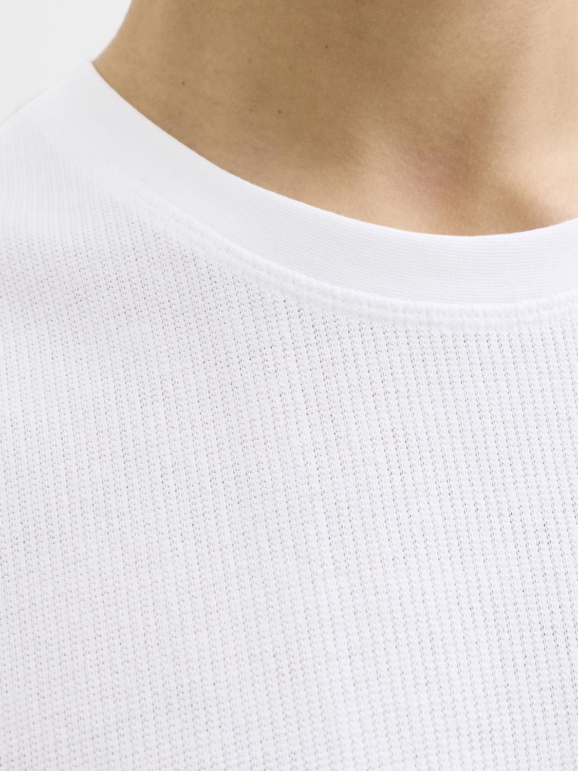 model_shot-detail