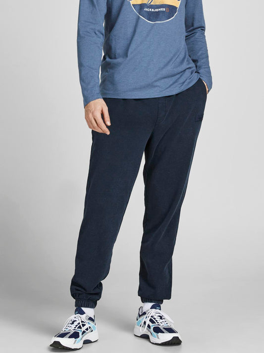 model_shot-front