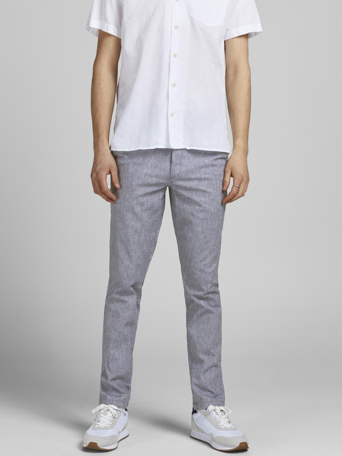 model_shot-front