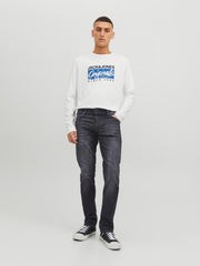 model_shot-front_full