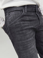 model_shot-detail