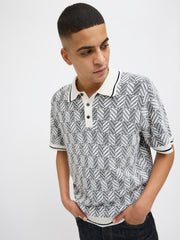 model_shot-creative