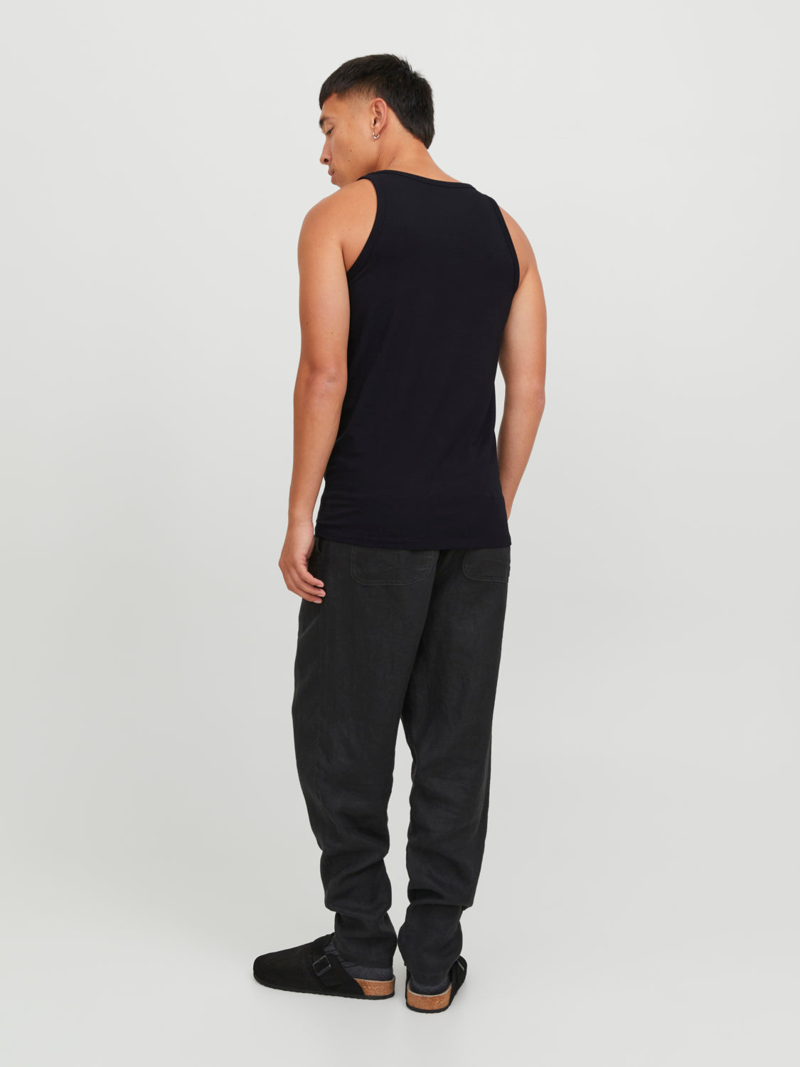 JJEBASIC Tank Top - Black