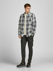 model_shot-front_full