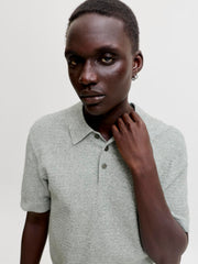 model_shot-creative