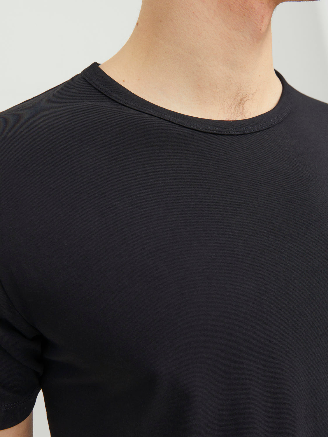 JJEBASIC T-Shirt - BLACK