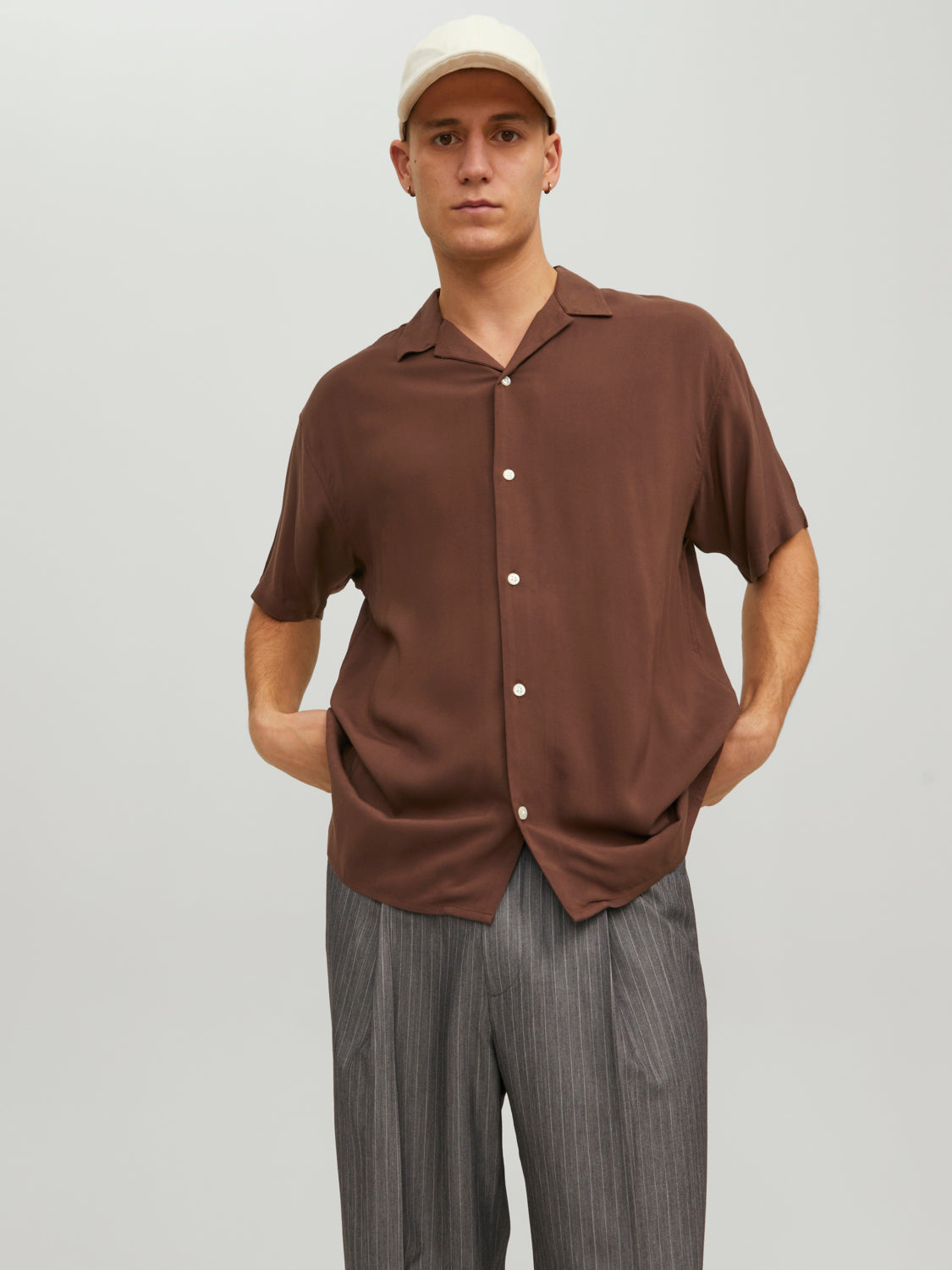 JORNOAH Shirts - Chestnut