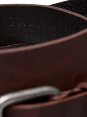 حزام جاكنارلو - حجر بني