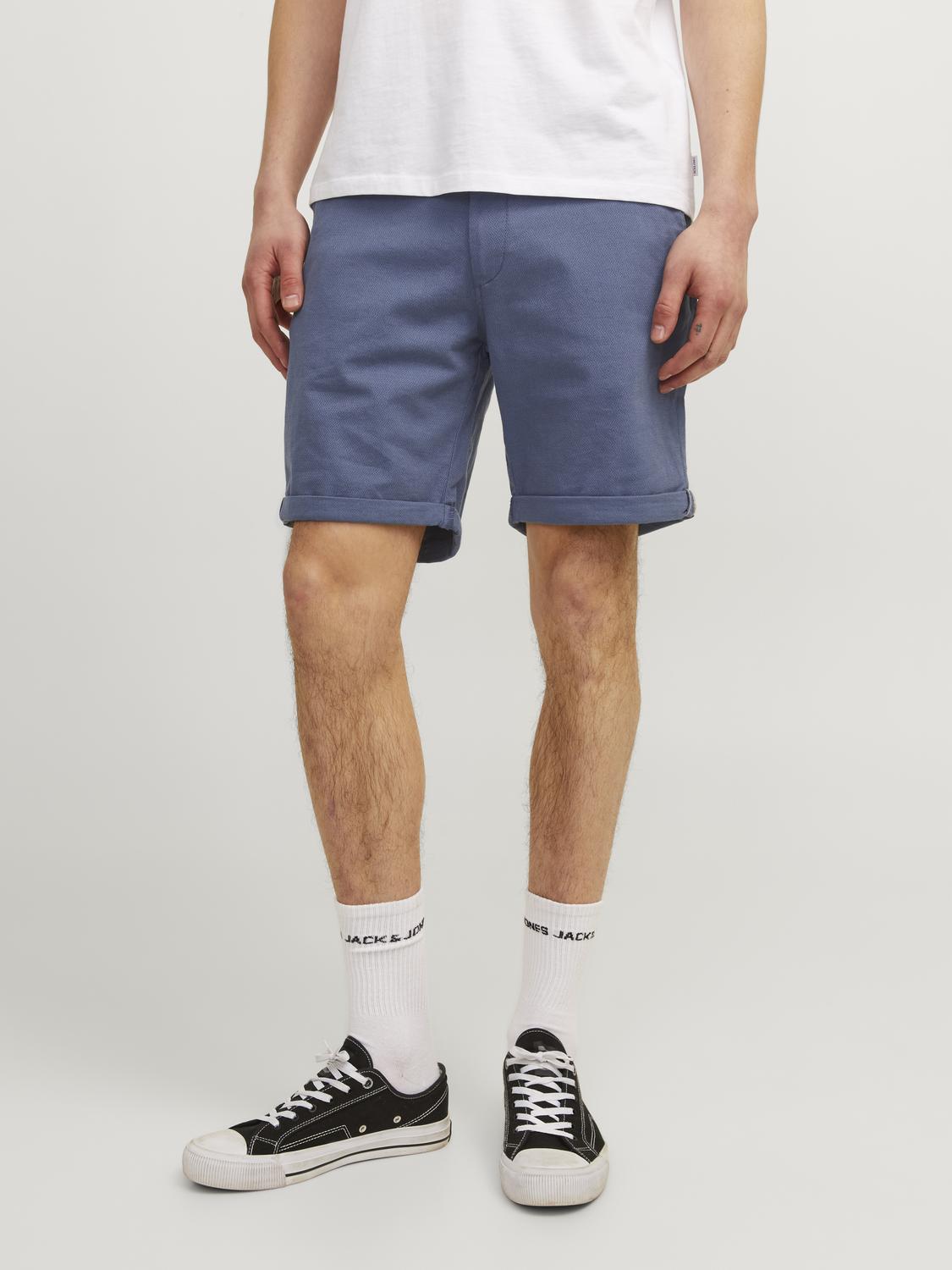 model_shot-front