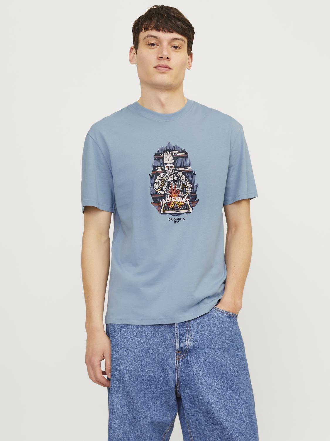 model_shot-front
