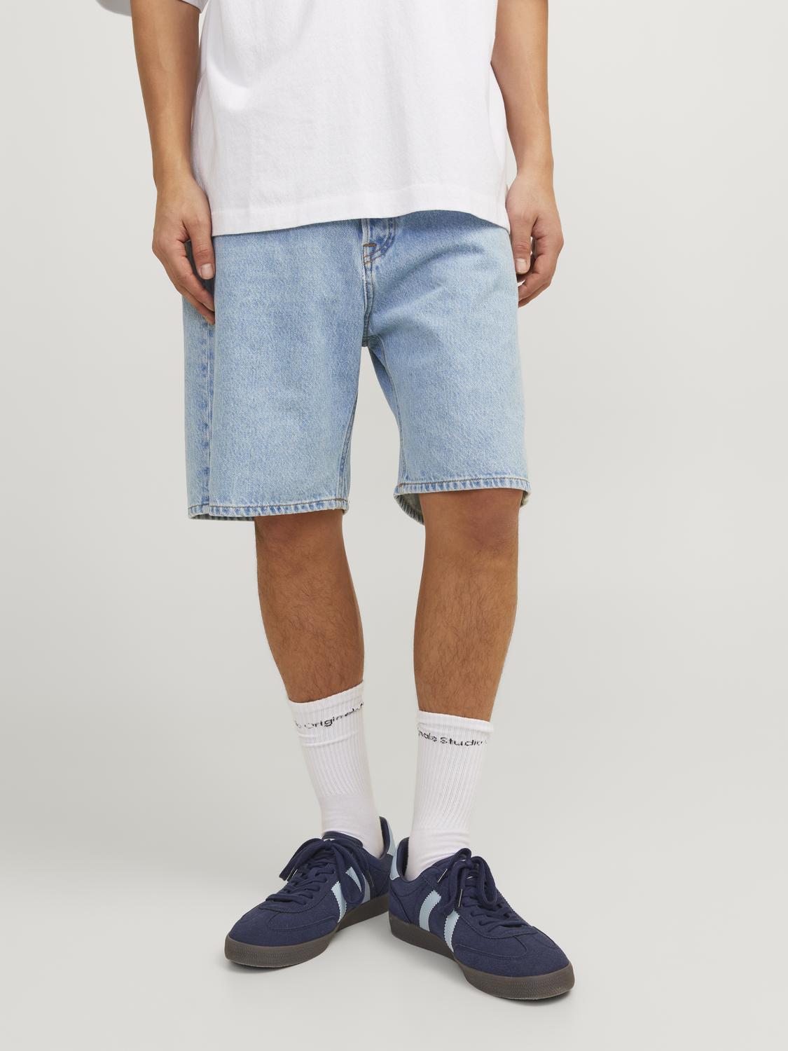 model_shot-front