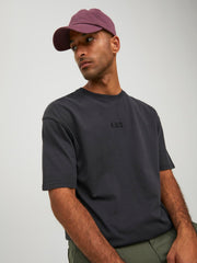 model_shot-creative