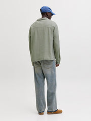 model_shot-back