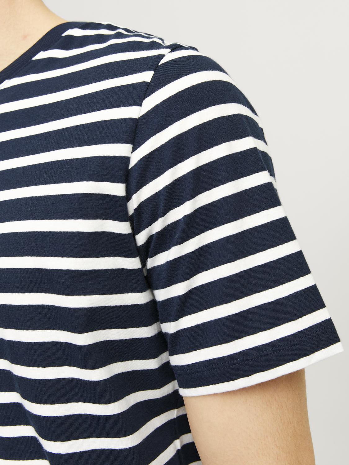 model_shot-detail