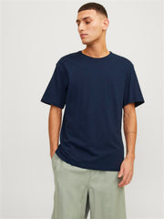 model_shot-front