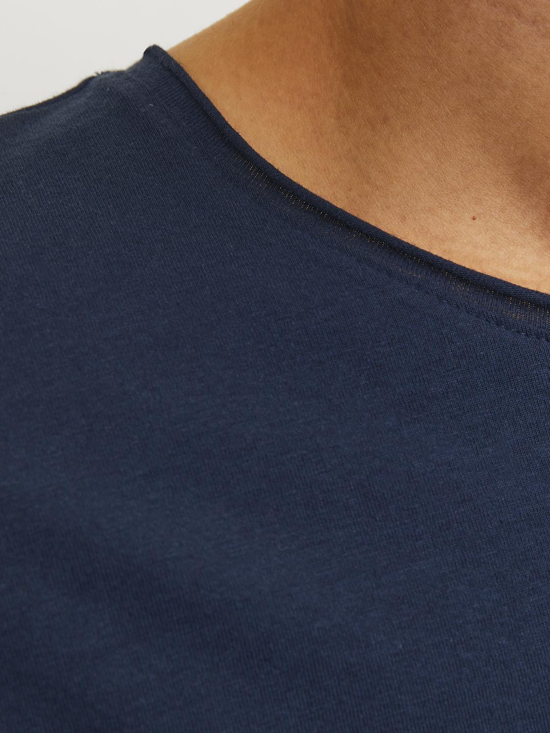 model_shot-detail