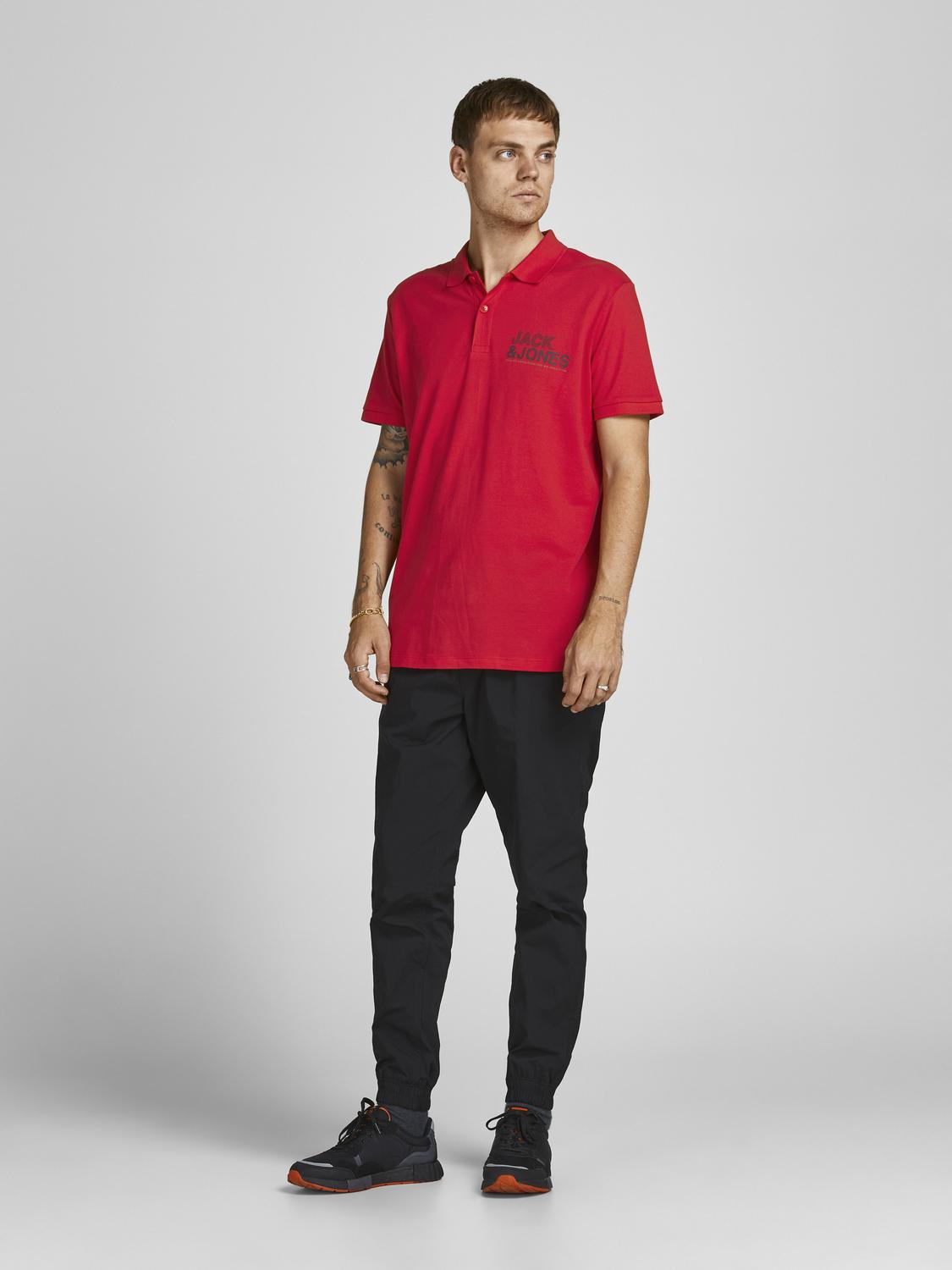 model_shot-front_full