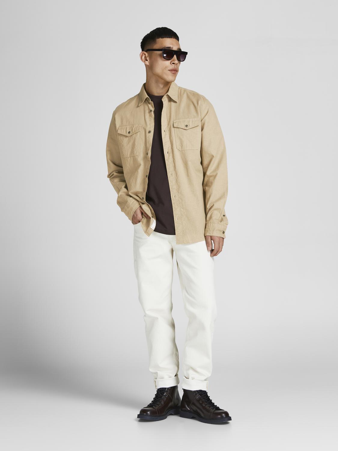 model_shot-front_full