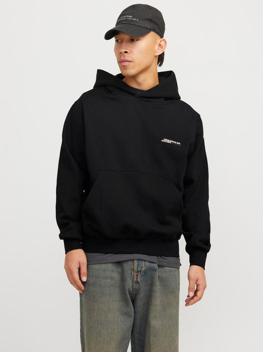 model_shot-front