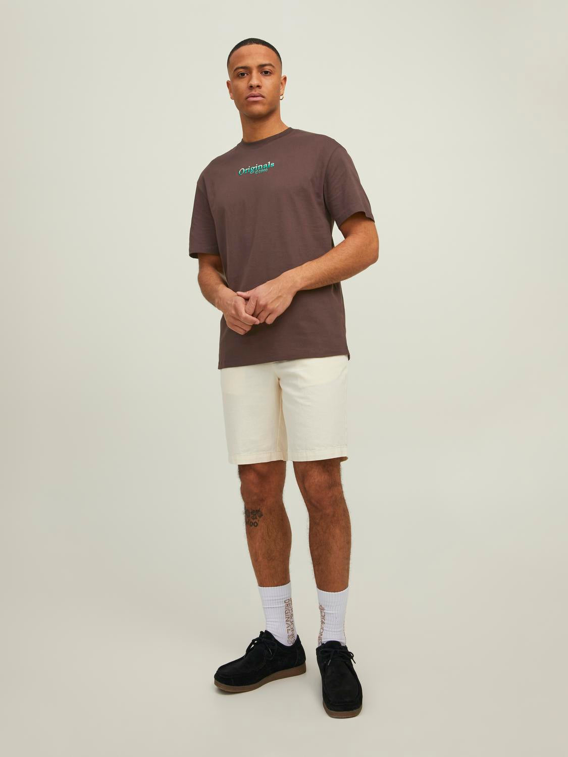 model_shot-front_full