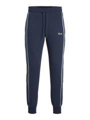 pack_shot-front