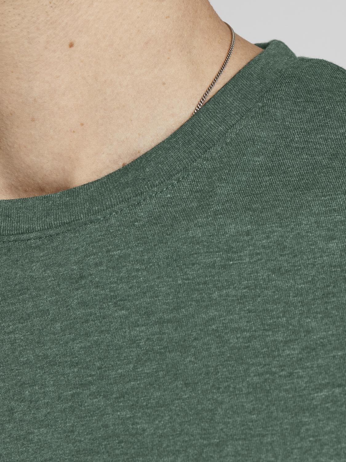 model_shot-detail