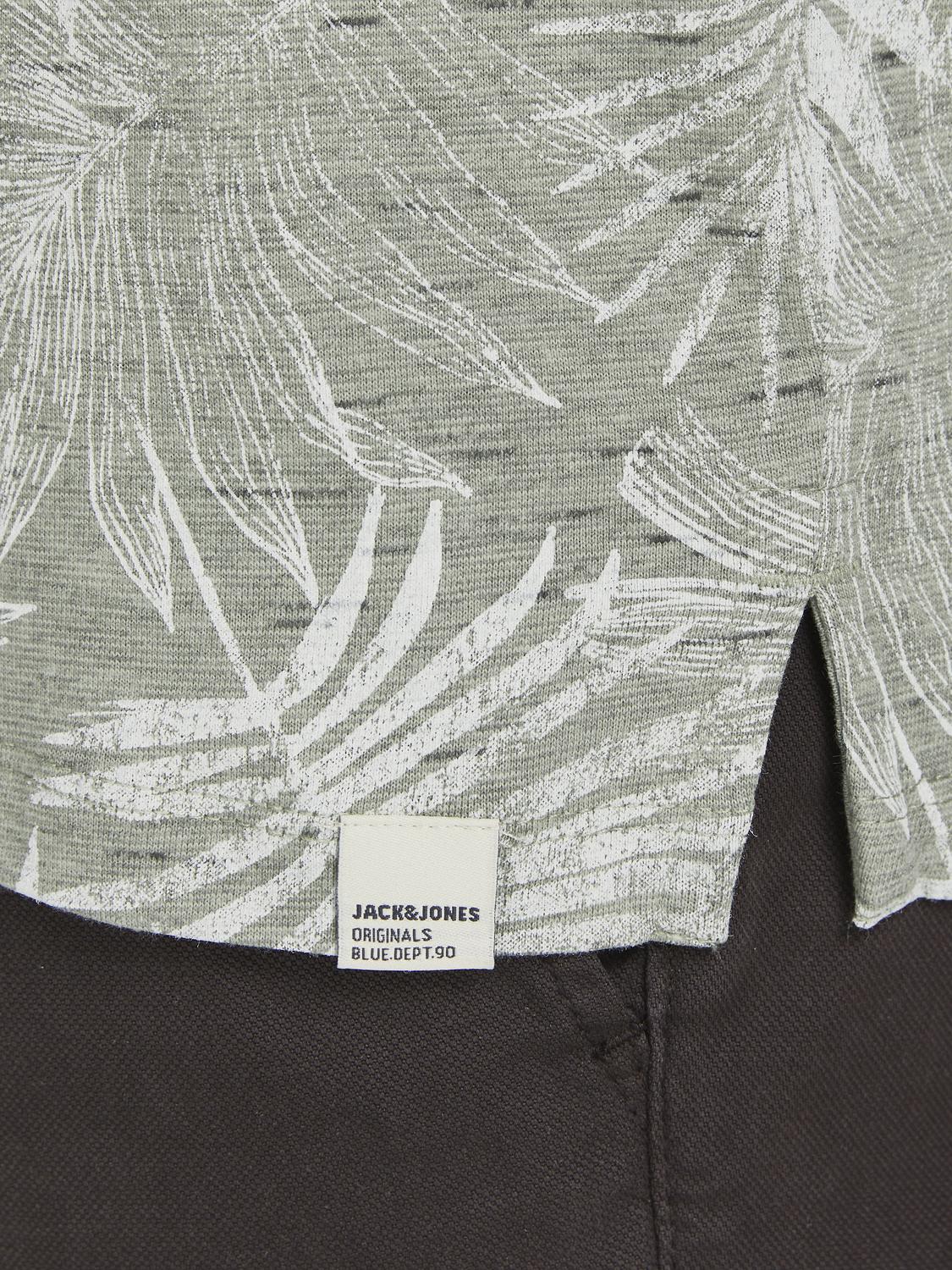 صورة مقربة للقماش ونقشة الأوراق