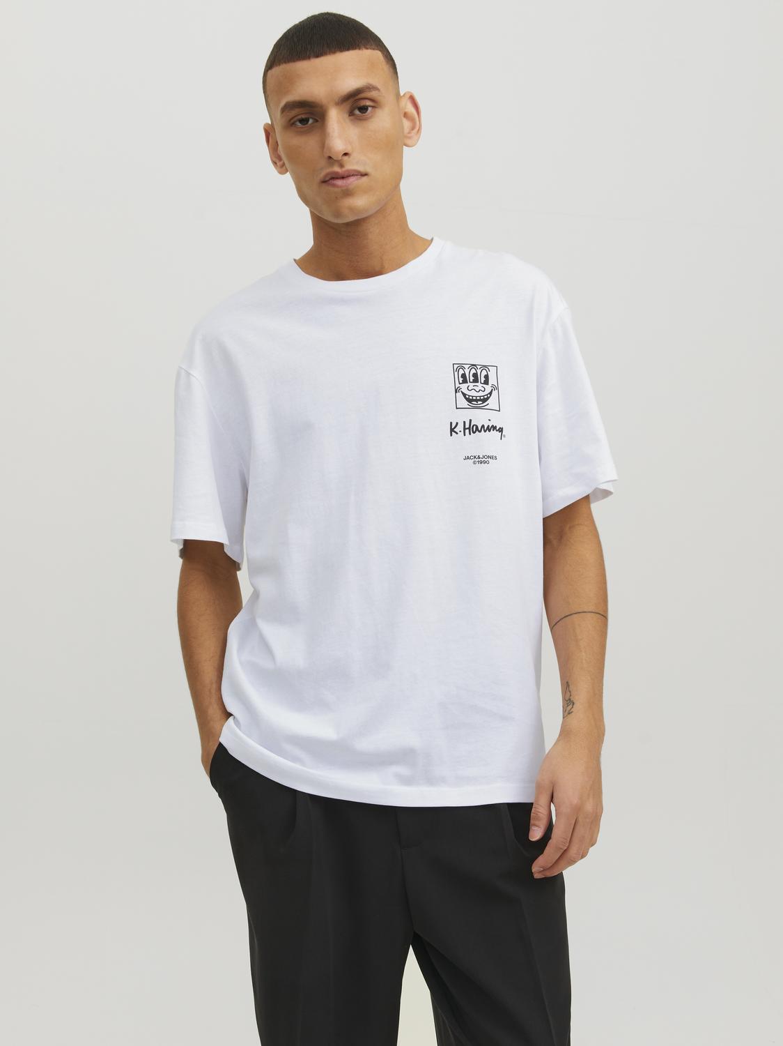 model_shot-front