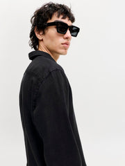 model_shot-creative
