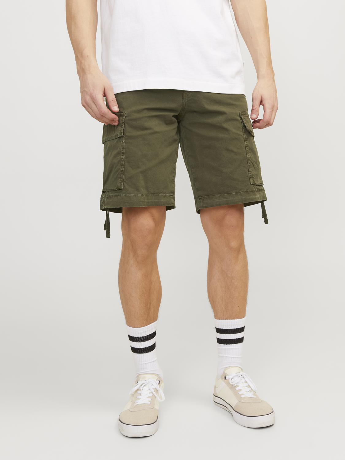 model_shot-front