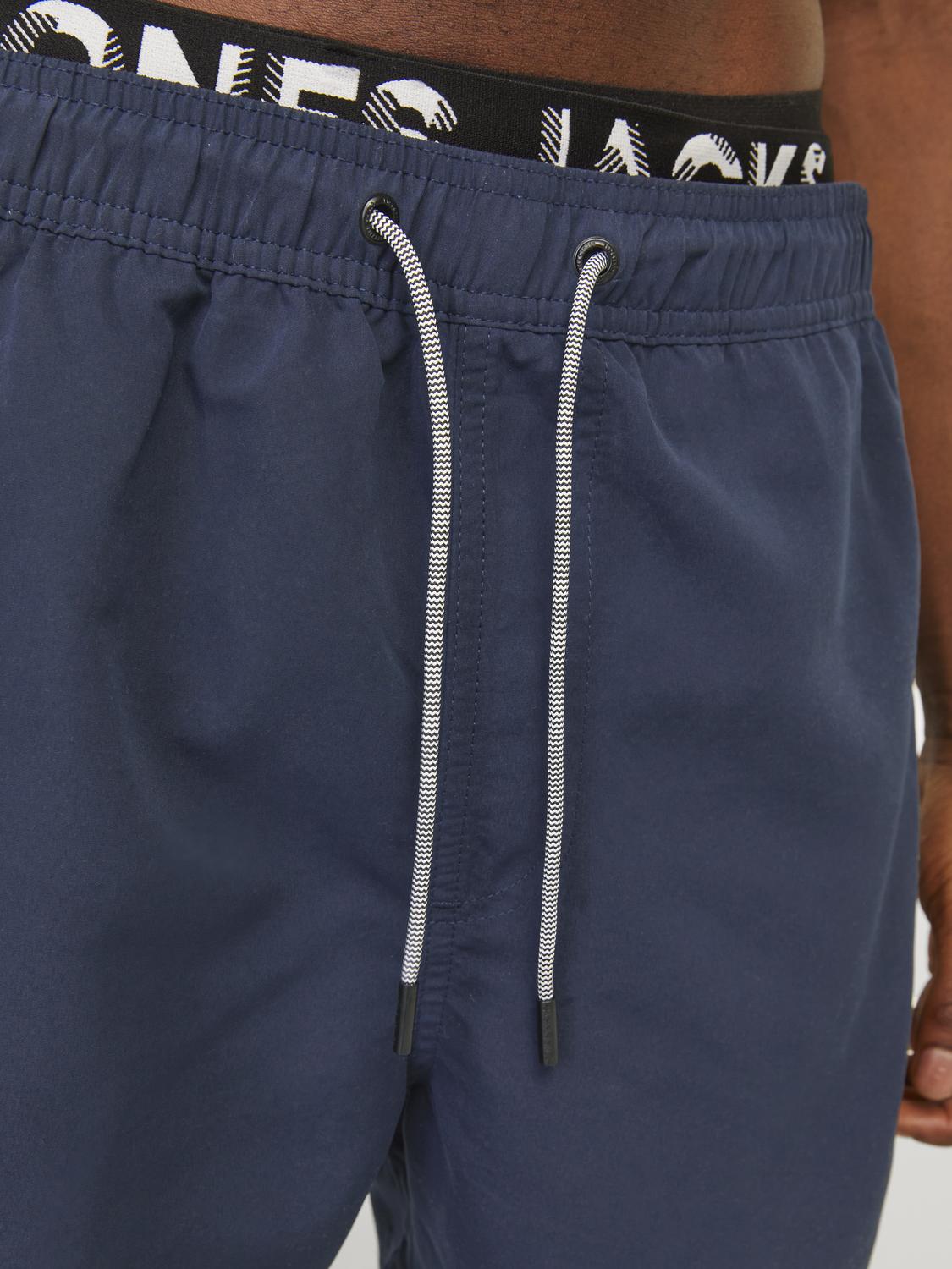 model_shot-detail