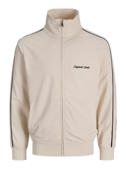 pack_shot-front