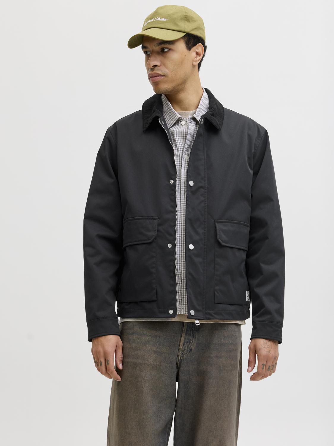 model_shot-front