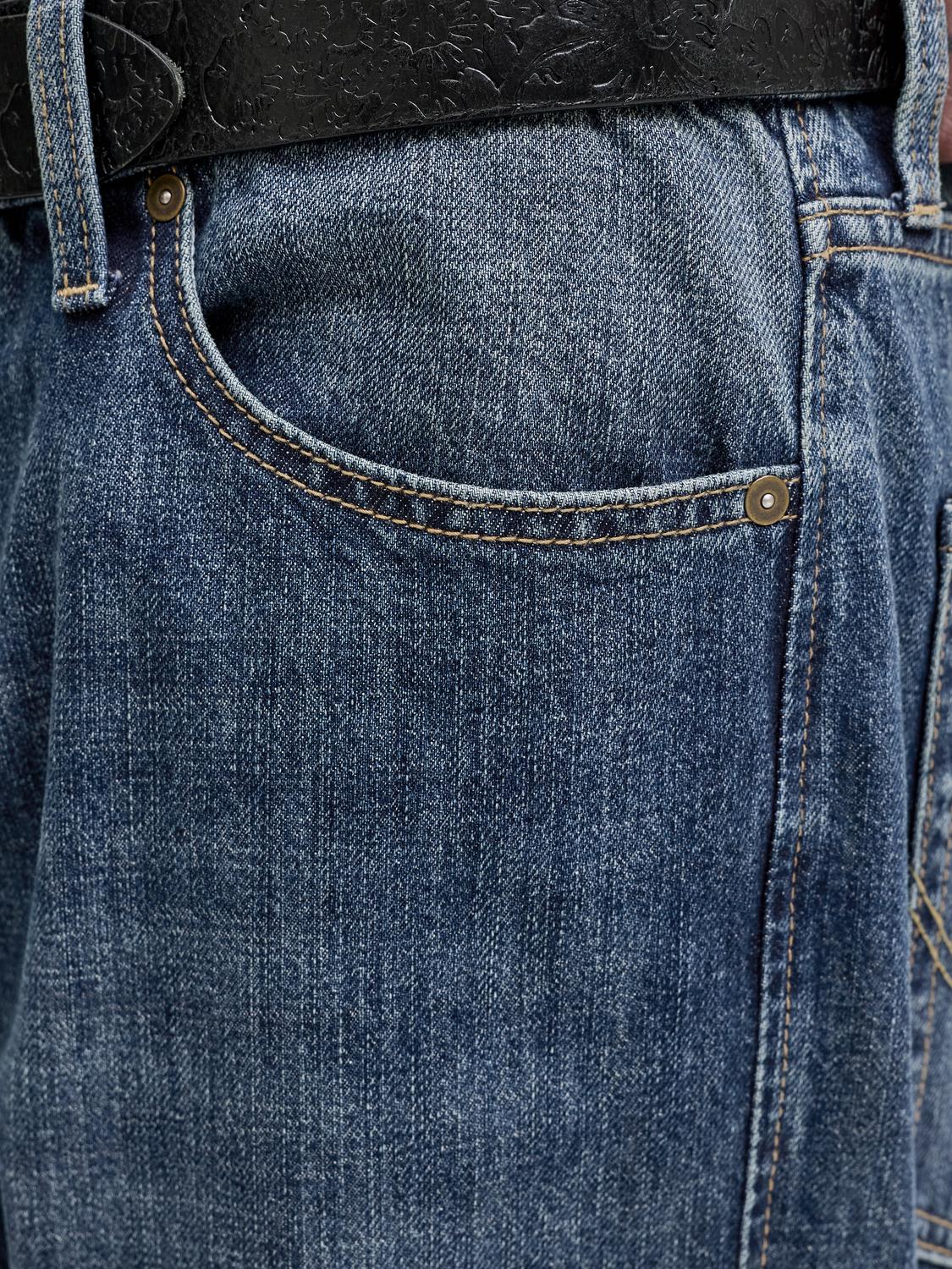 model_shot-detail