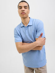 model_shot-creative