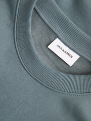 model_shot-detail