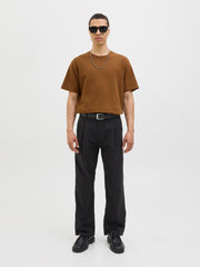 model_shot-front_full