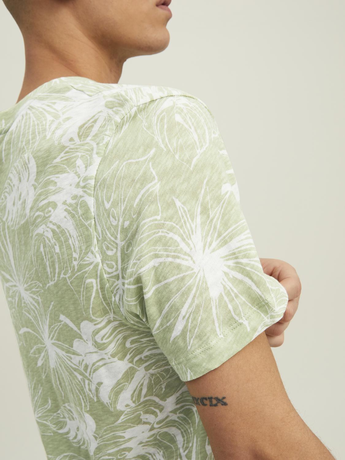 model_shot-detail